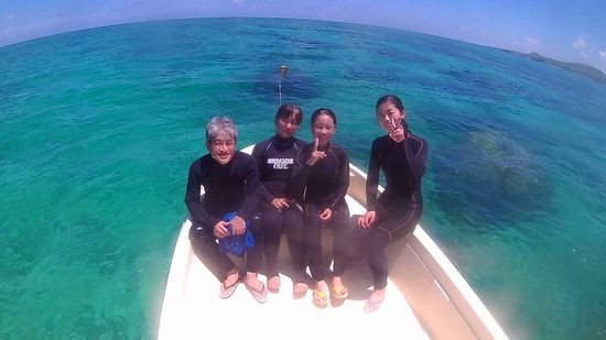 リピーターH野さんご家族です。