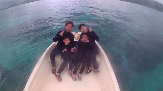 Y本さんご家族です