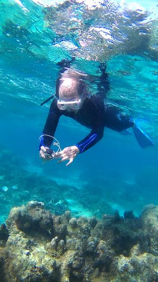 写真撮影を楽しむA井さん