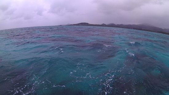 ちょっと手ごわい波がある石垣島です。