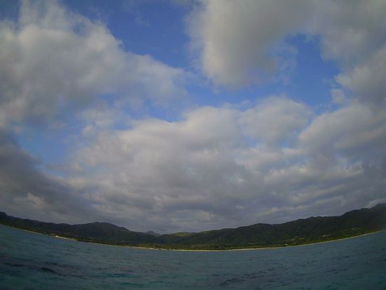 晴れたり曇ったりの石垣島です
