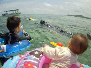 1歳5歳のちびっこも石垣島の海をシュノーケリング！到着日からアクセル全開です！