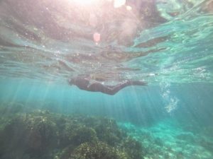 少人数シュノーケリングツアー！ぶらり一人旅石垣島旅行のお二人です♪