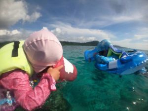 海に響く笑い声！100％全力で楽しんだ海遊び♪