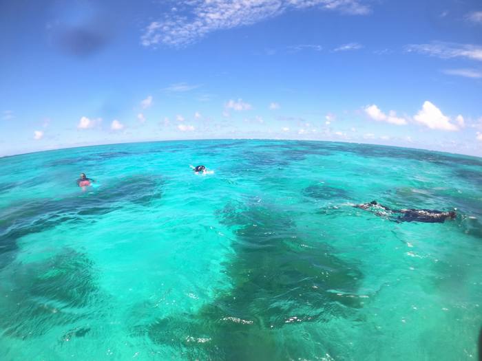 青い空、青い海が広がります。