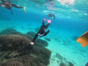 行けるところまで素潜りドボン！ちびっこも楽しみたいスキンダイビング！