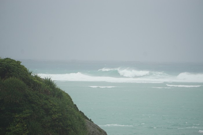 野原岬から台風前の海