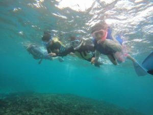 逃げろ～～♪赤土！濁りを避けて楽しんだシュノーケリング！