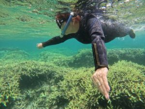 とにかく泳ぎたい♪77歳！笑顔いっぱいサンゴを楽しみました！