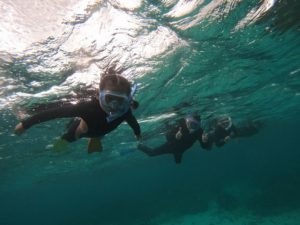 三世代でシュノーケリング！お孫さんは小学二年生！おじいちゃんおばあちゃんと貸切ツアー！