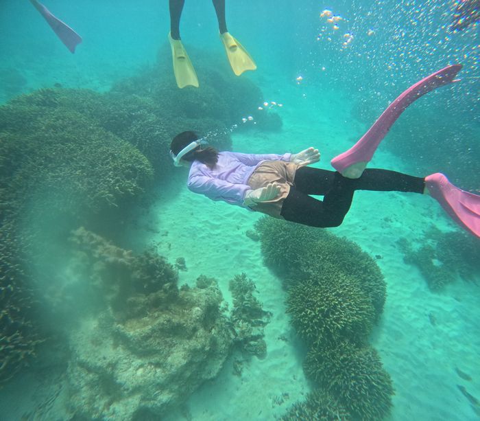 お母さんも潜る