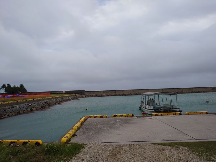 ボートはおろしてツアー準備完了