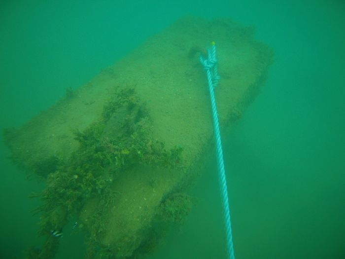 港の係留ロープ