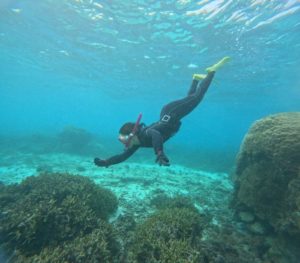 14時発！最終日のフライト前はサンゴとお魚わしゃわしゃコース！