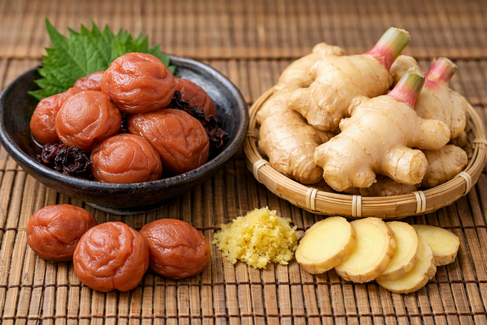 梅干しとショウガ