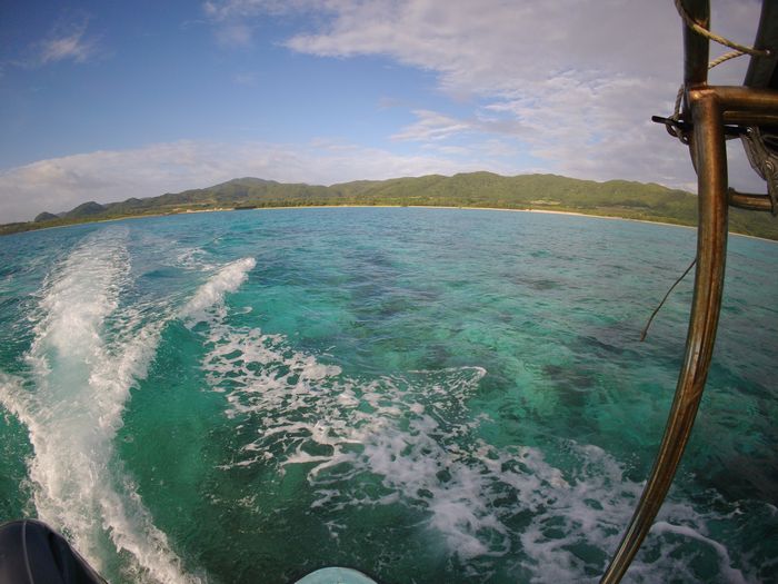 まだ落ち着いている海