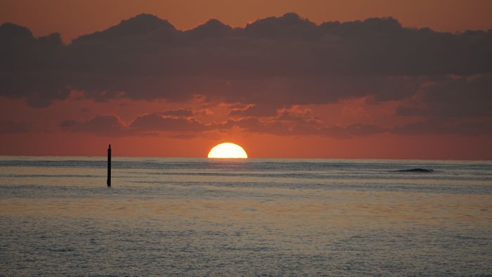 おっ！でてきた朝日
