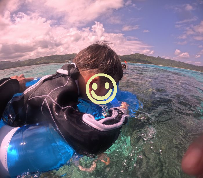 もう遊びなれた浮き輪