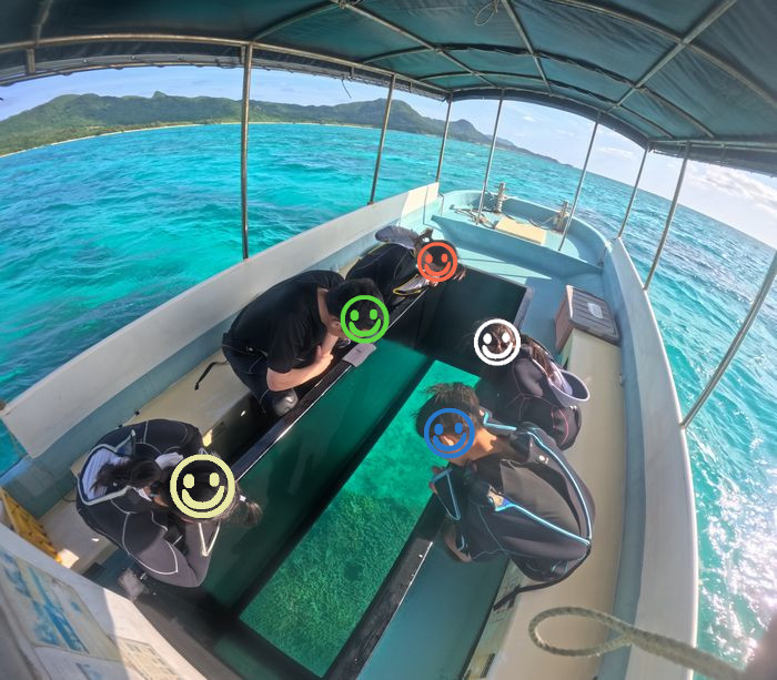 グラスボートで楽しむ