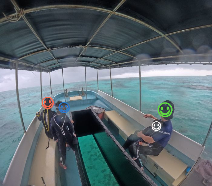 午後からは落ち着き始めた海