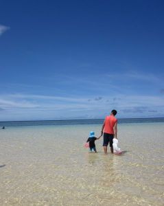 石垣島の人気スポット米原ビーチ。干潮時間帯、満潮時間帯で楽しみ方がかわります！